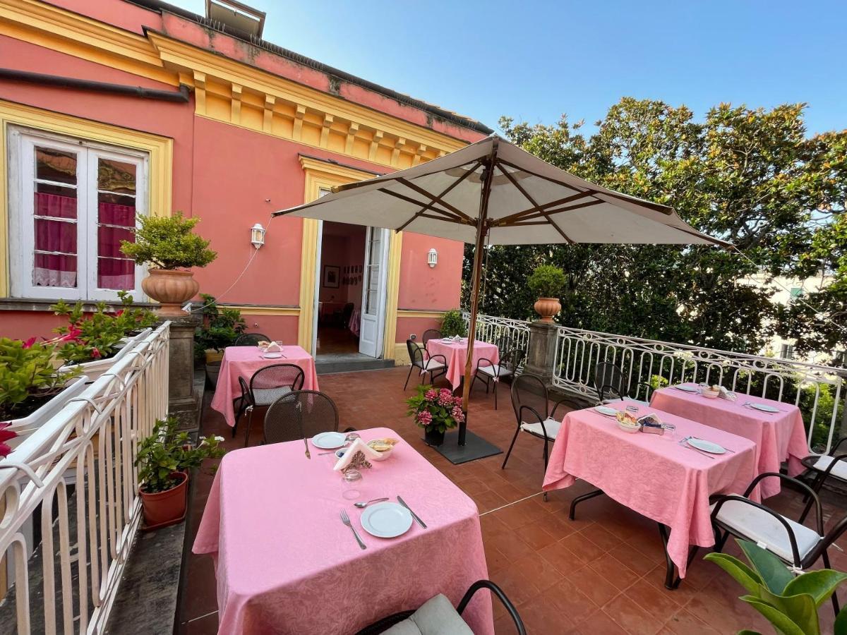 Отель The Secret Garden Relais Пьяно-ди-Сорренто Экстерьер фото