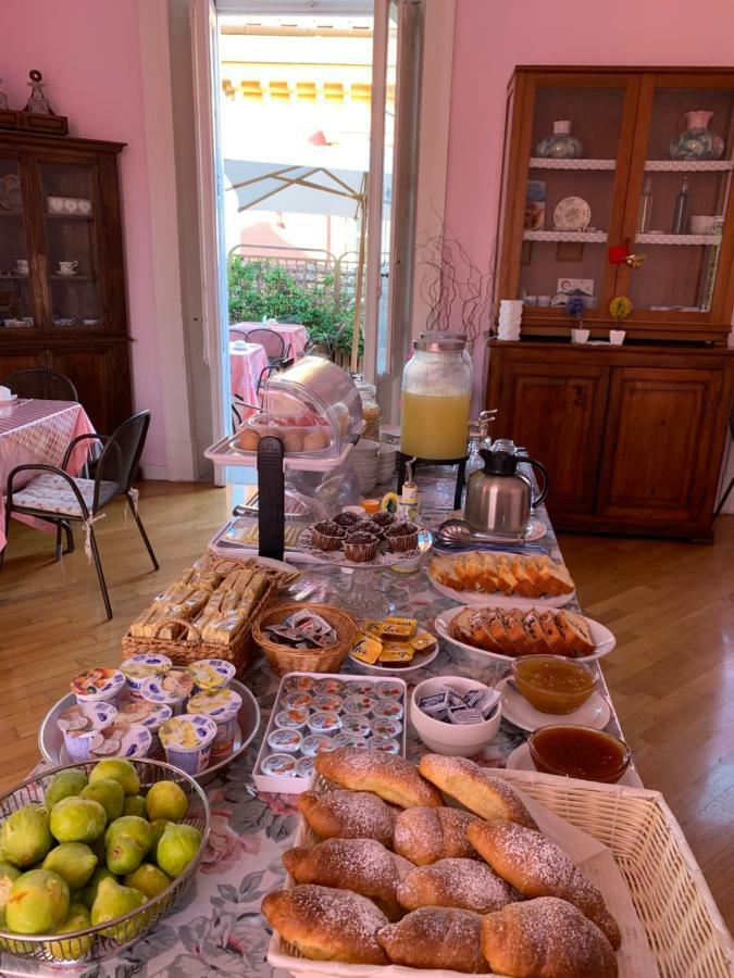 Отель The Secret Garden Relais Пьяно-ди-Сорренто Экстерьер фото