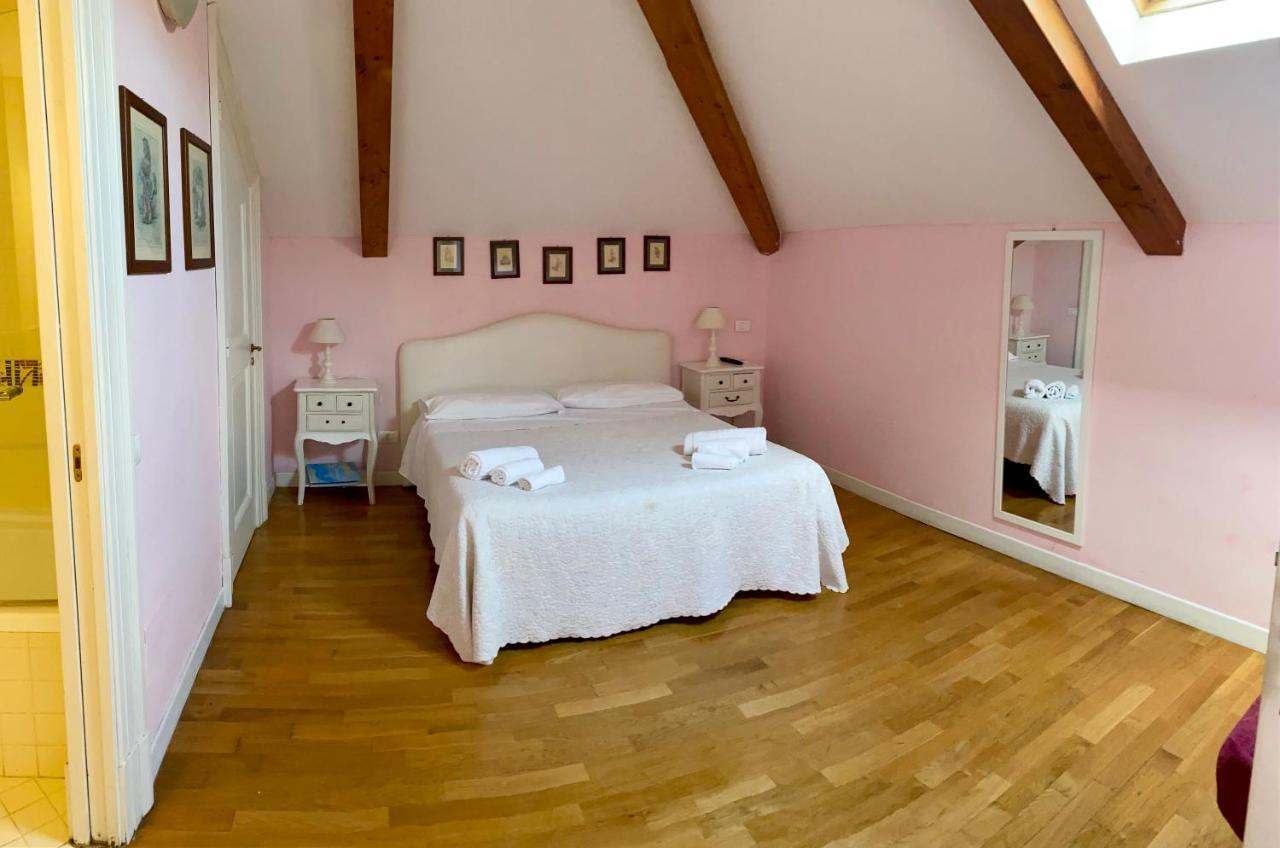 Отель The Secret Garden Relais Пьяно-ди-Сорренто Экстерьер фото